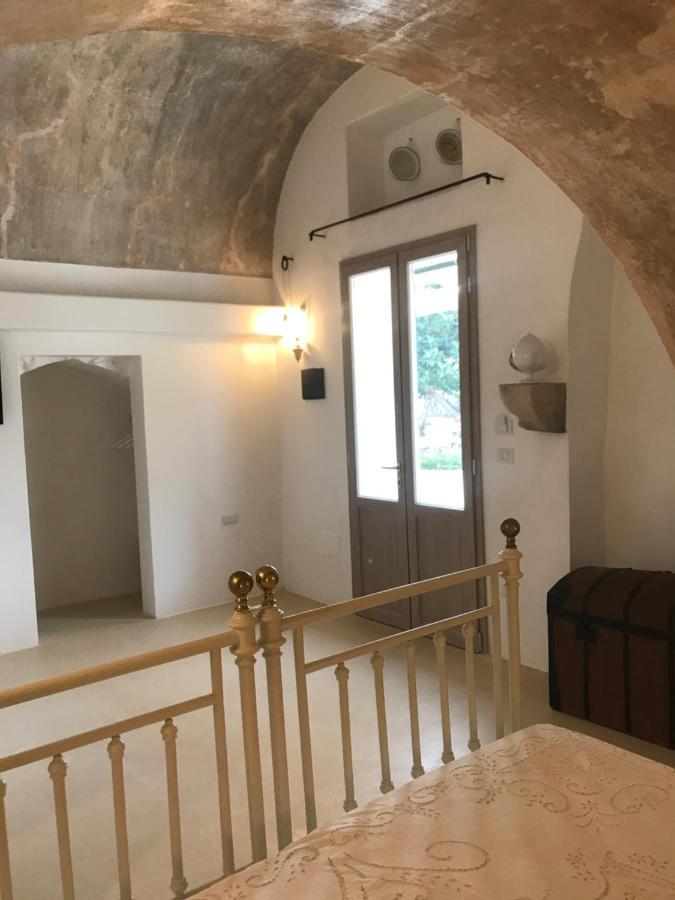 Tenuta Castelle Кутрофиано Екстериор снимка