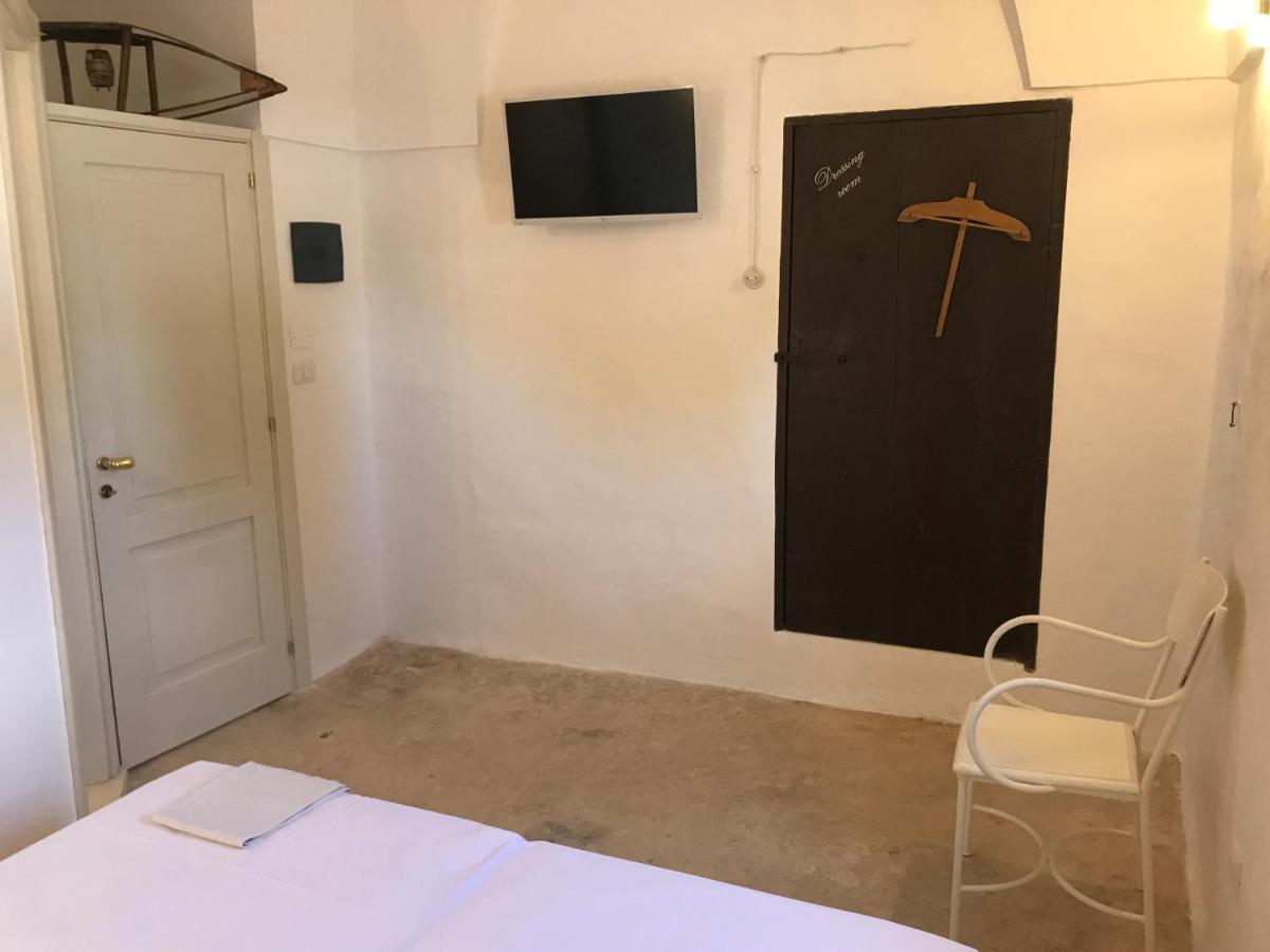 Tenuta Castelle Кутрофиано Екстериор снимка