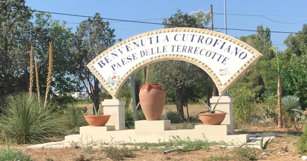 Tenuta Castelle Кутрофиано Екстериор снимка